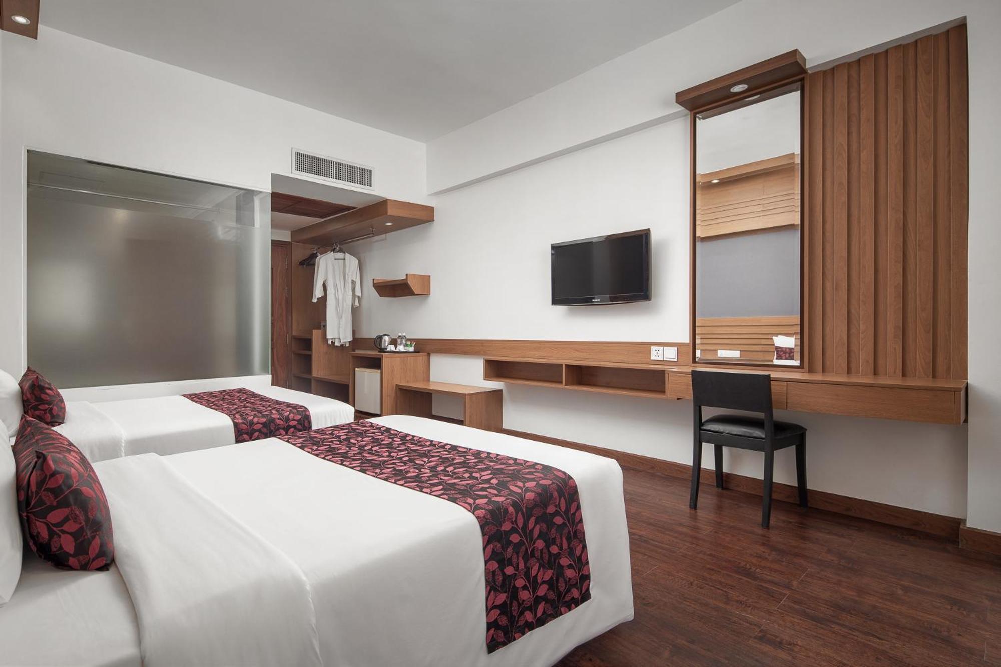 Ohana Palace Hotel