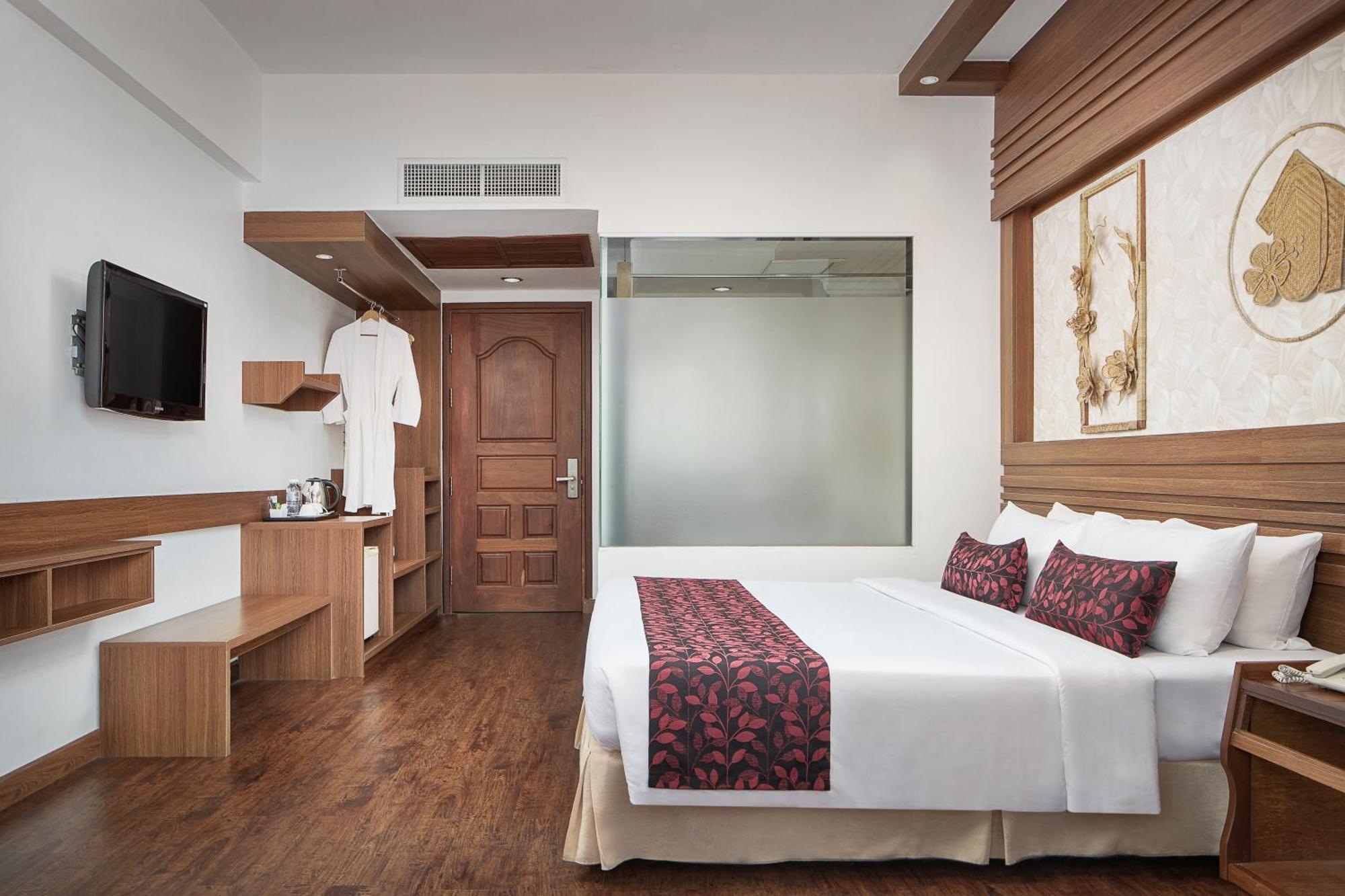 Ohana Palace Hotel 4*
