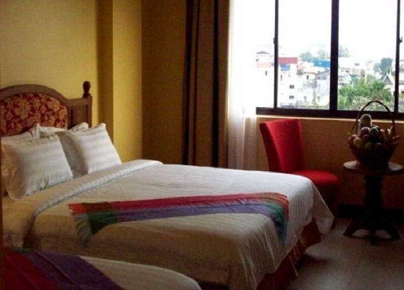 Ohana Palace Hotel