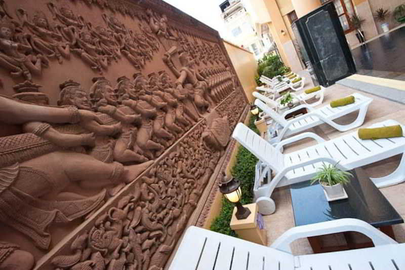 Hotel Ohana Palace